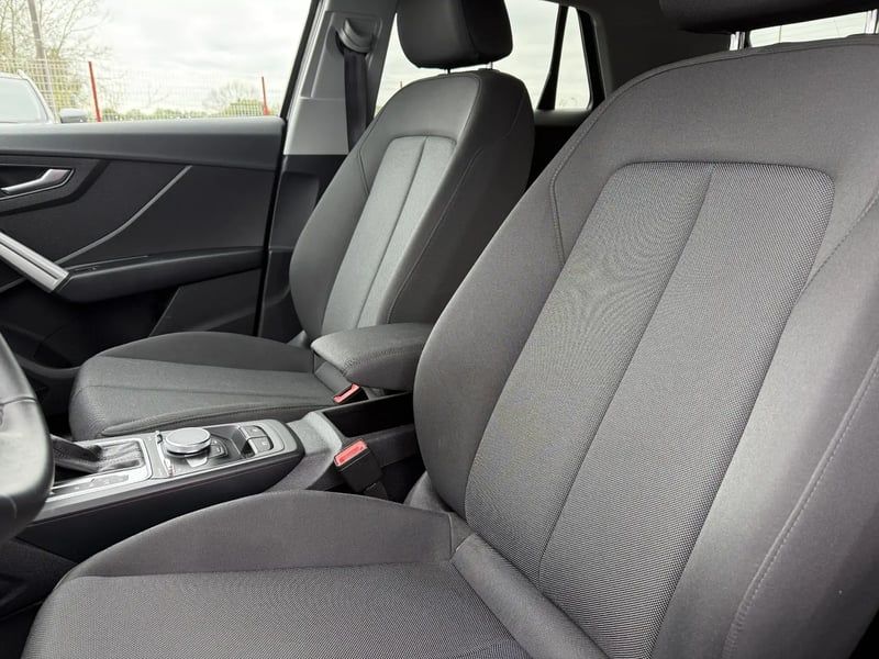 Photo de la voiture AUDI Q2 35 TFSI 150 S tronic 7 S line