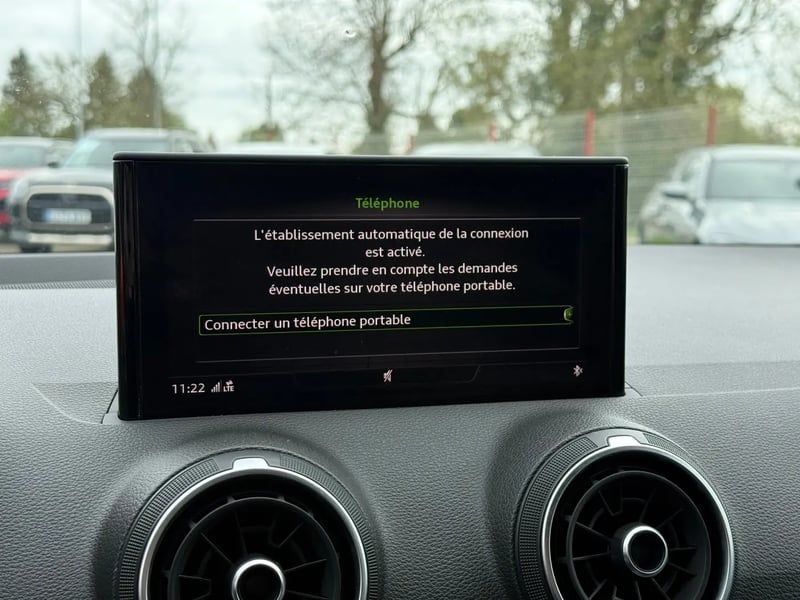 Photo de la voiture AUDI Q2 35 TFSI 150 S tronic 7 S line