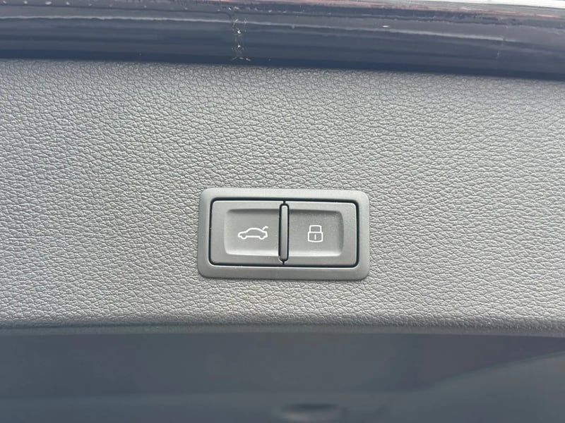 Photo de la voiture AUDI Q2 35 TFSI 150 S tronic 7 S line