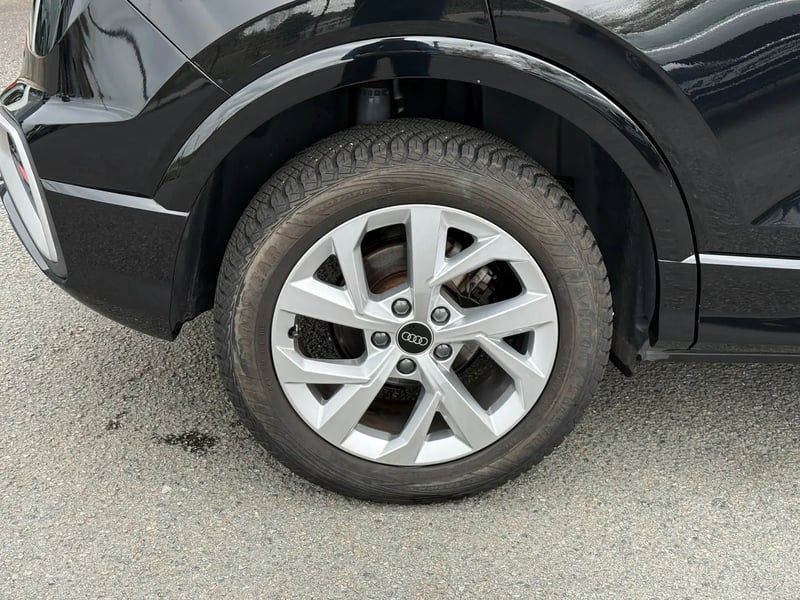 Photo de la voiture AUDI Q2 35 TFSI 150 S tronic 7 S line