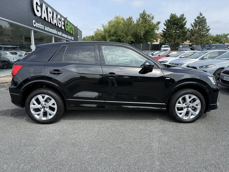 Photo de la voiture AUDI Q2 35 TFSI 150 S tronic 7 S line