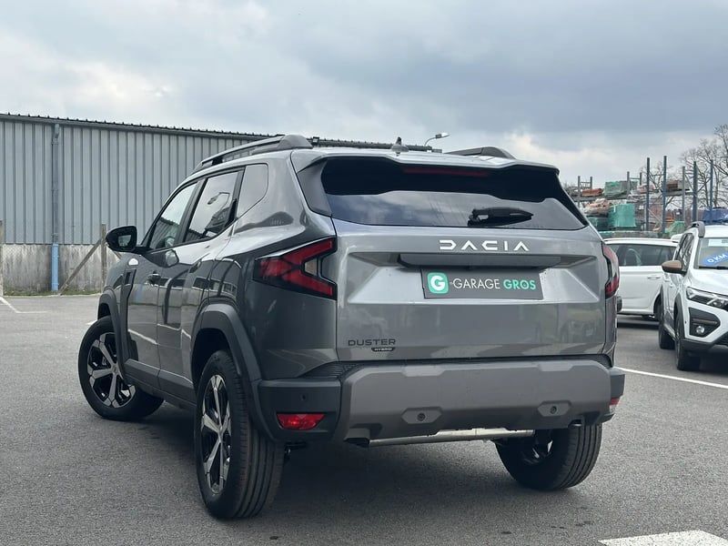 Photo de la voiture DACIA DUSTER Hybrid 140 4x2 Journey