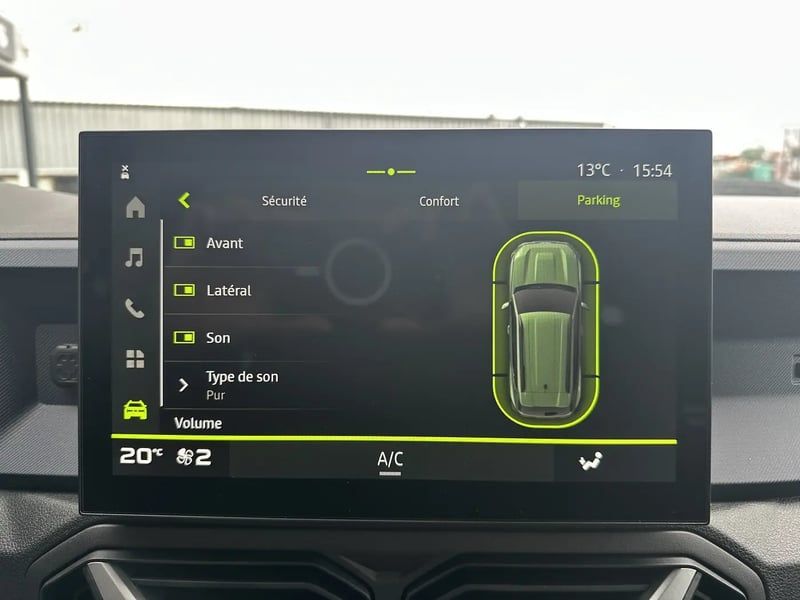 Photo de la voiture DACIA DUSTER Hybrid 140 4x2 Journey