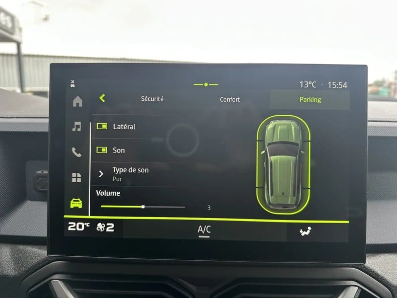 Photo de la voiture DACIA DUSTER Hybrid 140 4x2 Journey