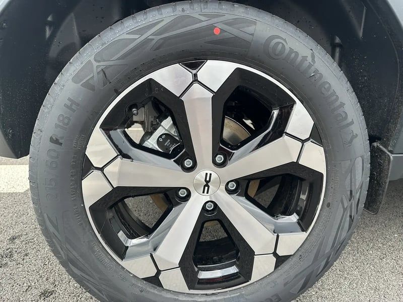 Photo de la voiture DACIA DUSTER Hybrid 140 4x2 Journey