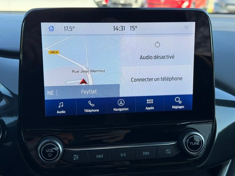 Photo de la voiture FORD PUMA 1.0 EcoBoost 155 ch mHEV S&S Powershift ST-Line