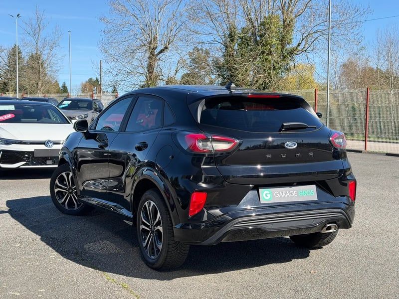 Photo de la voiture FORD PUMA 1.0 EcoBoost 155 ch mHEV S&S Powershift ST-Line