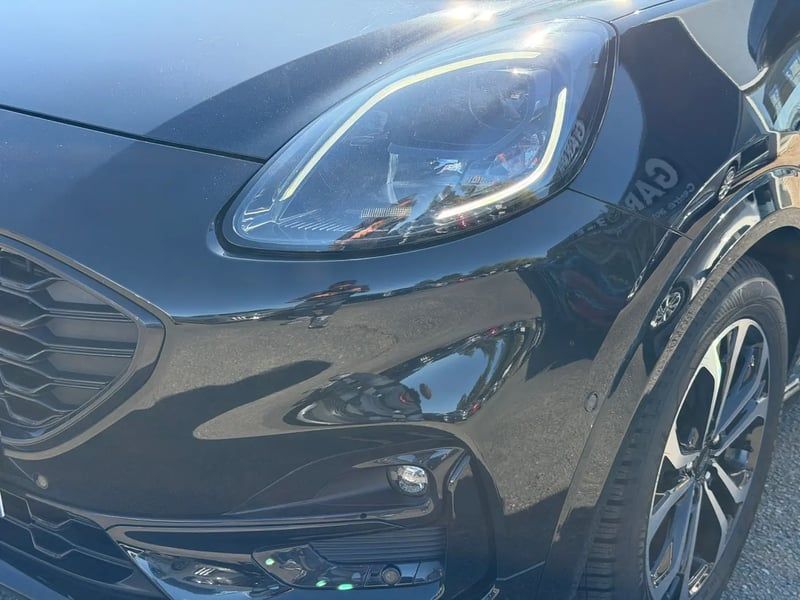 Photo de la voiture FORD PUMA 1.0 EcoBoost 155 ch mHEV S&S Powershift ST-Line