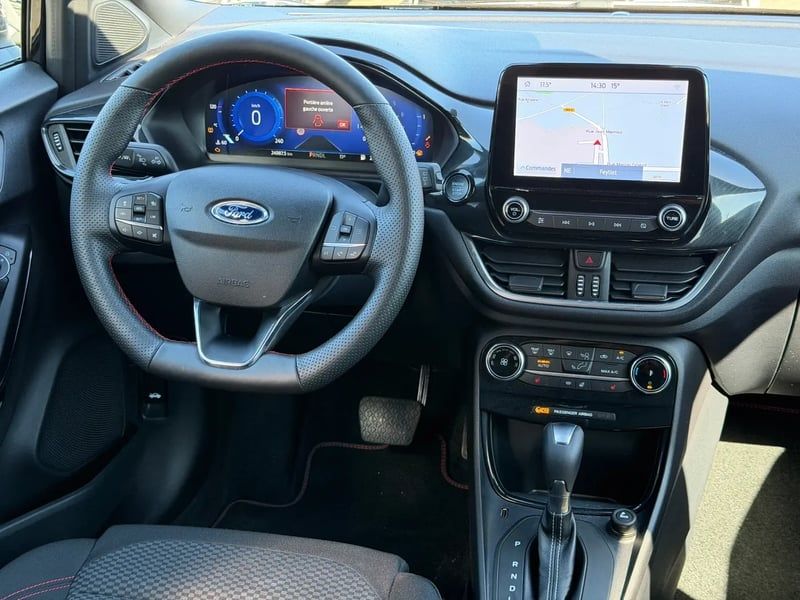 Photo de la voiture FORD PUMA 1.0 EcoBoost 155 ch mHEV S&S Powershift ST-Line