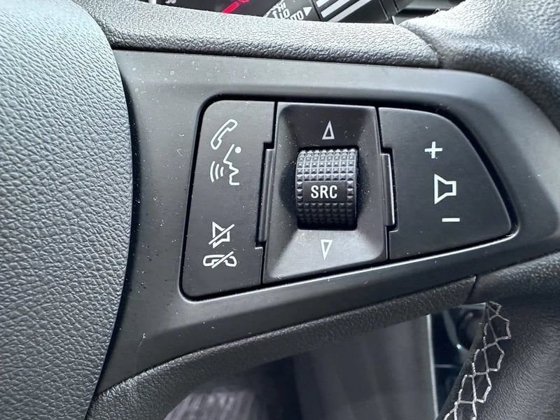 Photo de la voiture OPEL ASTRA 1.2 Turbo 145 ch BVM6 Elegance GPS- 5P