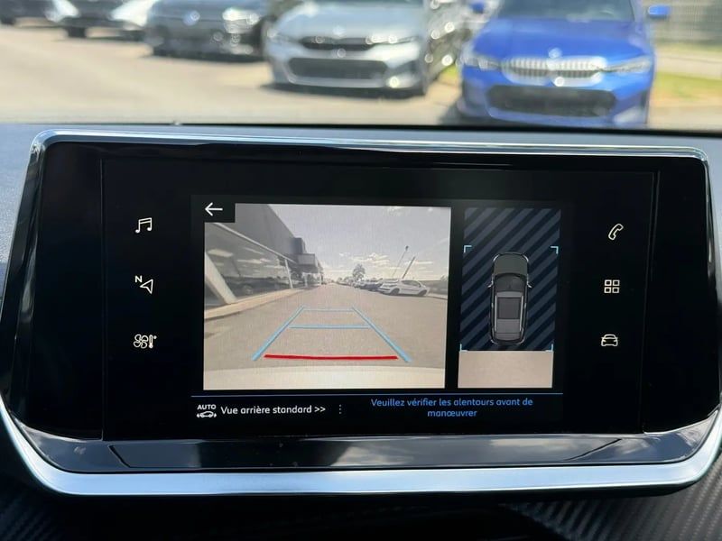 Photo de la voiture PEUGEOT 2008 BlueHDi 110 S&S BVM6 Allure Pack