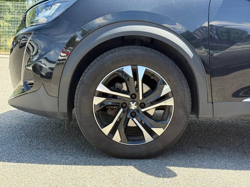 Photo de la voiture PEUGEOT 2008 BlueHDi 110 S&S BVM6 Allure Pack
