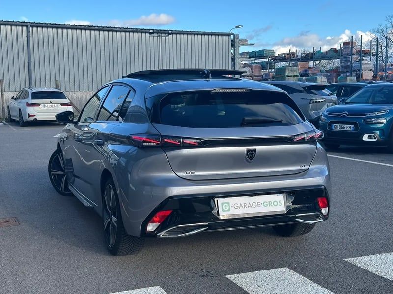Photo de la voiture PEUGEOT 308 PureTech 130ch S&S EAT8 GT