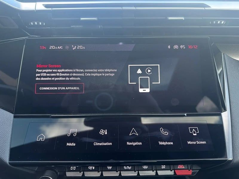 Photo de la voiture PEUGEOT 308 PureTech 130ch S&S EAT8 GT