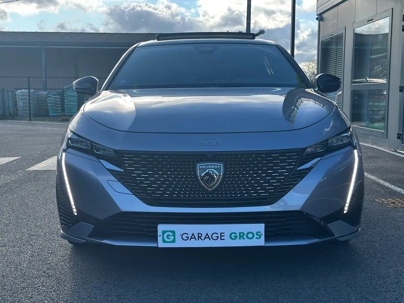 Photo de la voiture PEUGEOT 308 PureTech 130ch S&S EAT8 GT