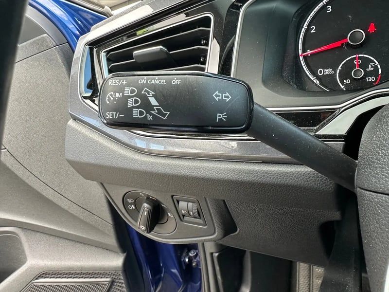 Photo de la voiture VOLKSWAGEN POLO 1.0 TSI 95 S&S BVM5
