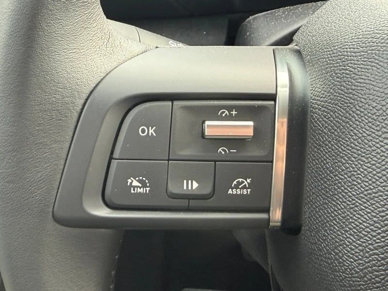 Photo de la voiture CITROEN E-C4 136 ch autonomie standard Automatique Plus