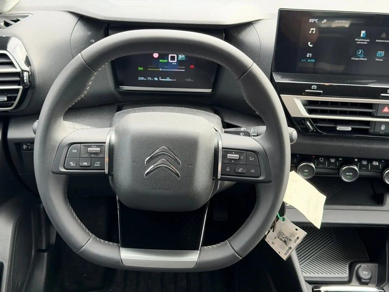 Photo de la voiture CITROEN E-C4 136 ch autonomie standard Automatique Plus