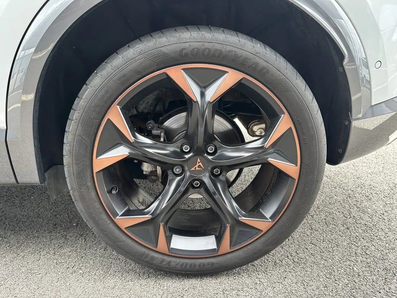 Photo de la voiture CUPRA FORMENTOR 1.5 TSI 150 ch V