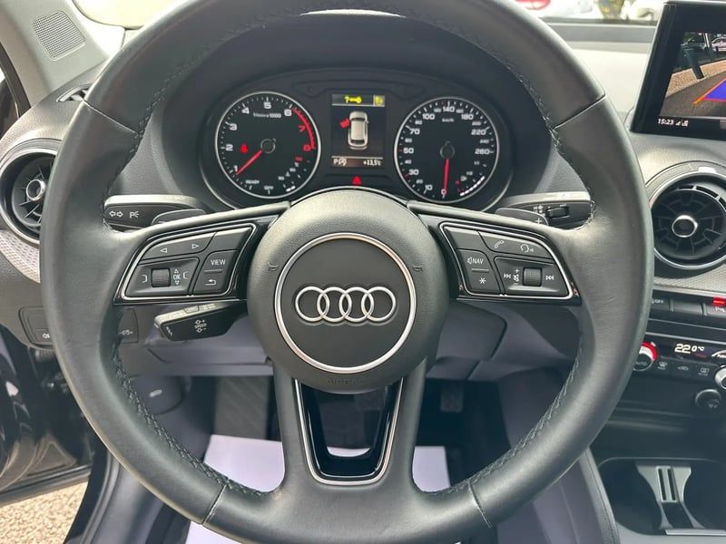 Photo de la voiture AUDI Q2 35 TFSI 150 S tronic 7 S line