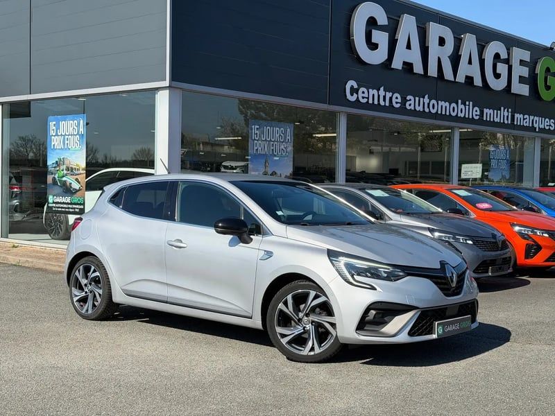 Photo de la voiture RENAULT CLIO V TCe 90 RS Line