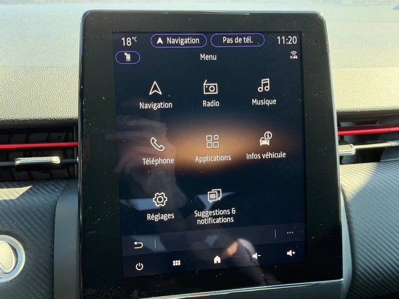 Photo de la voiture RENAULT CLIO V TCe 90 RS Line