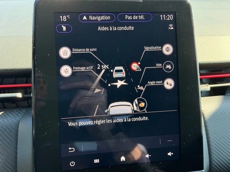 Photo de la voiture RENAULT CLIO V TCe 90 RS Line