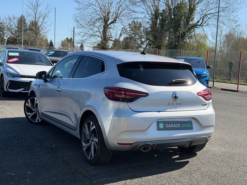 Photo de la voiture RENAULT CLIO V TCe 90 RS Line