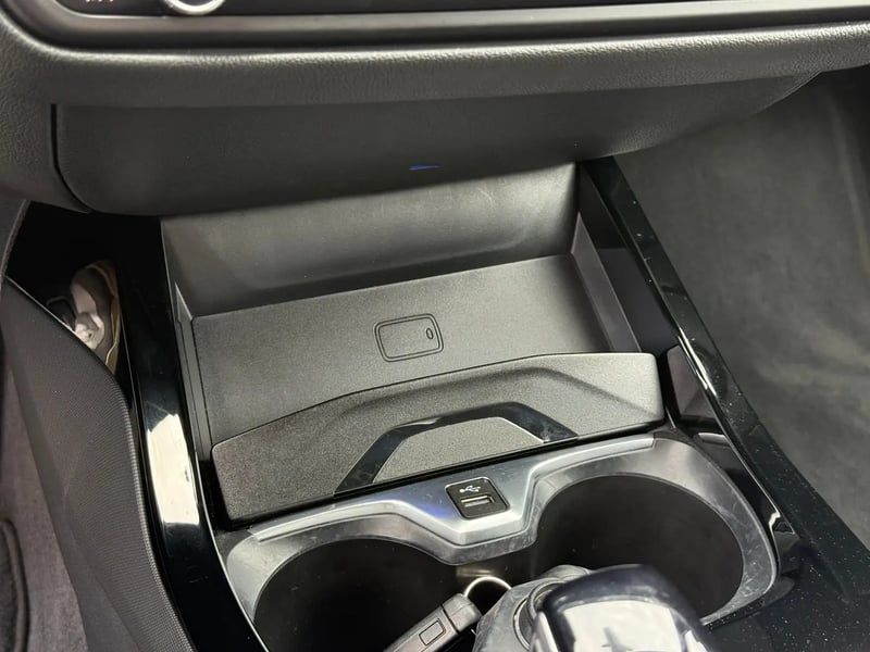 Photo de la voiture BMW SERIE 1 F40 118d 150 ch BVA8 M Sport
