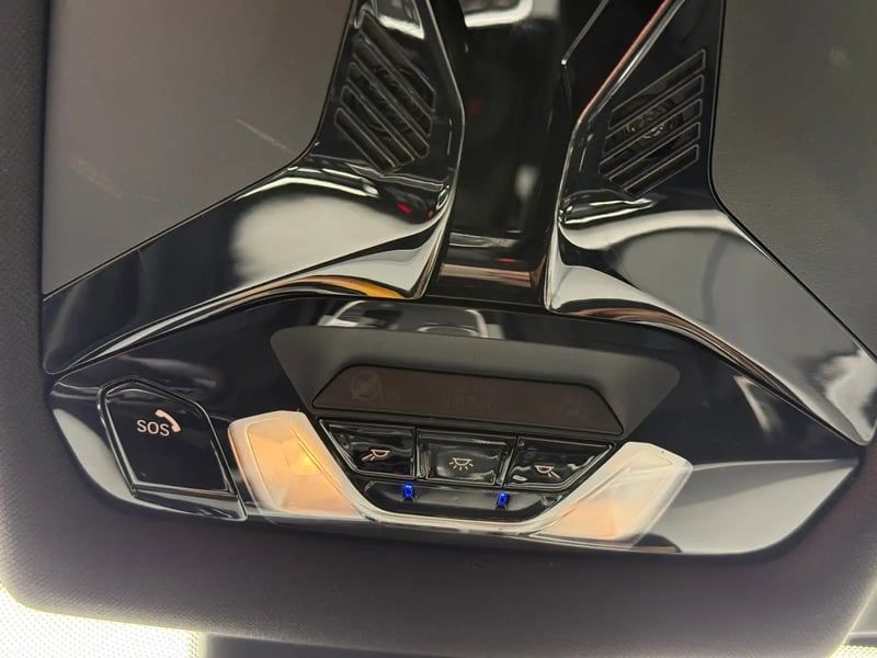 Photo de la voiture BMW SERIE 1 F40 118d 150 ch BVA8 M Sport