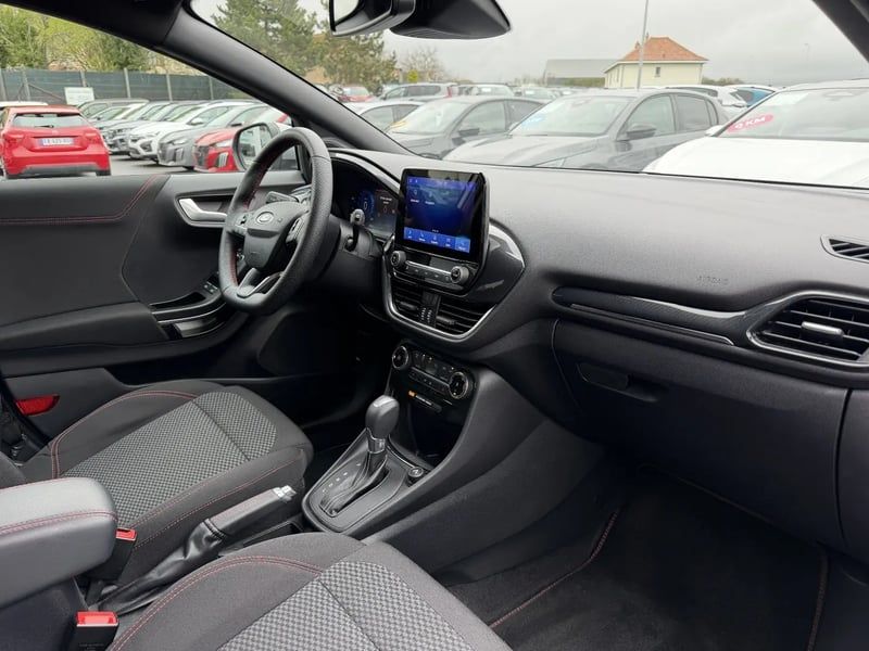 Photo de la voiture FORD PUMA 1.0 EcoBoost 155 ch mHEV S&S Powershift ST-Line
