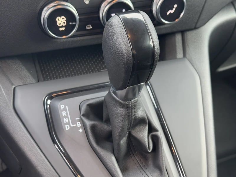 Photo de la voiture NISSAN TOWNSTAR FOURGON ELECTRIQUE EV FOURGON L1 45KWH CHARGEUR 22KW GSR2B ACENTA