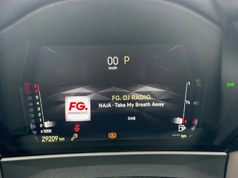 Photo de la voiture DS DS 4 PureTech 130 EAT8 Opera