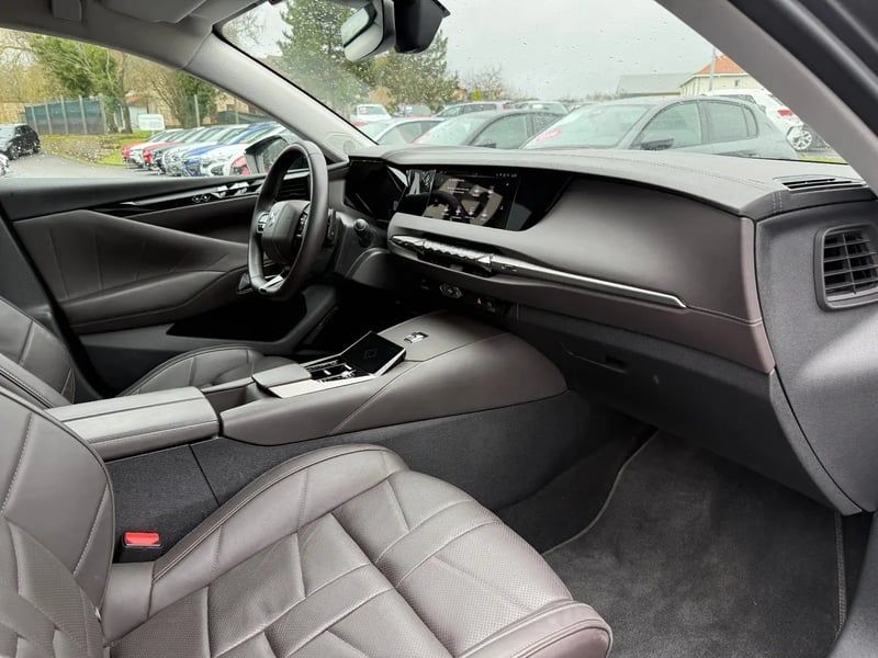 Photo de la voiture DS DS 4 PureTech 130 EAT8 Opera