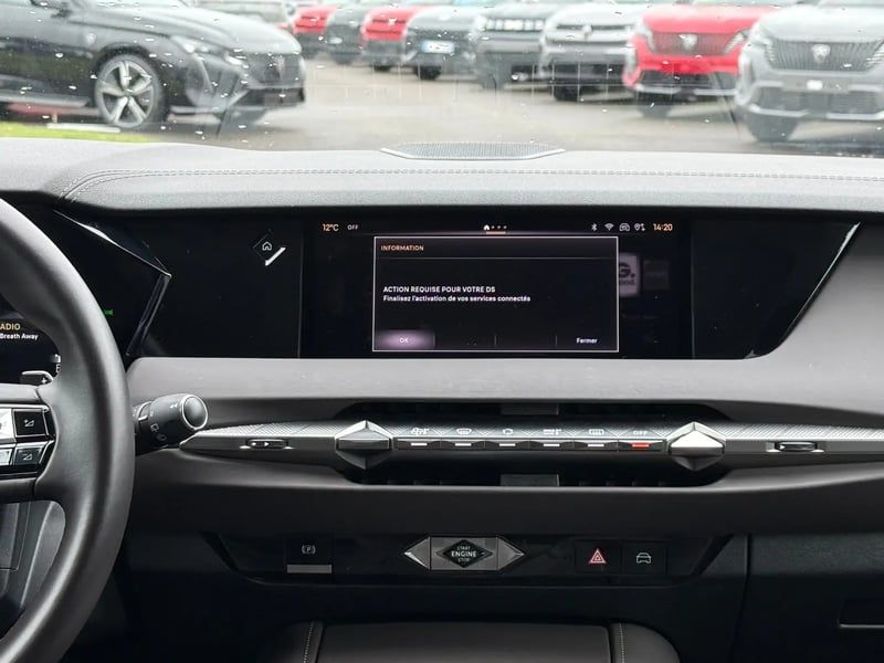 Photo de la voiture DS DS 4 PureTech 130 EAT8 Opera