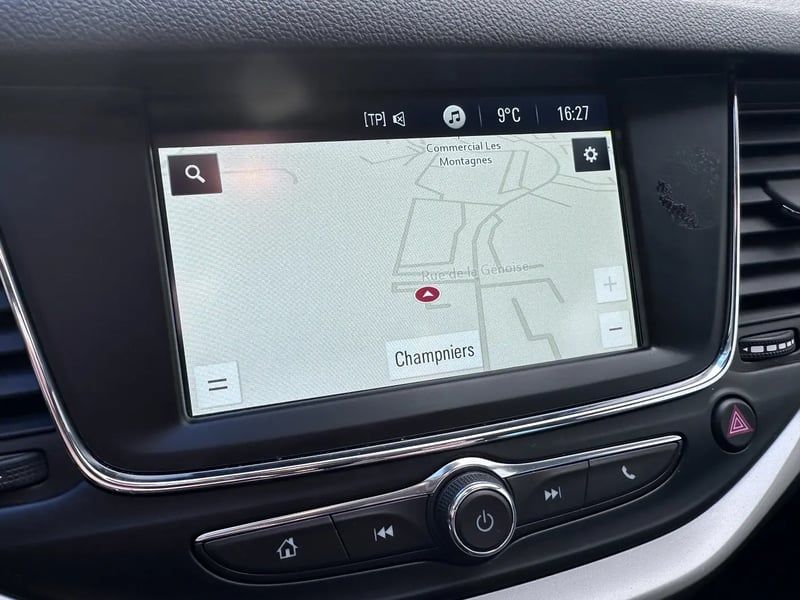 Photo de la voiture OPEL ASTRA SPORTS TOURER 1.2 Turbo 145 ch BVM6 Edition GPS