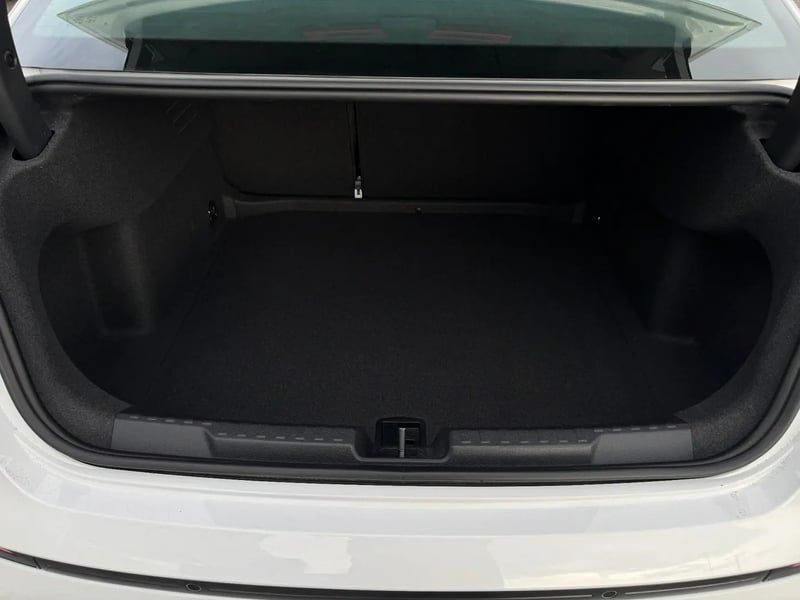 Photo de la voiture AUDI A3 BERLINE TFSI Mild Hybrid 116 S tronic 7 Design