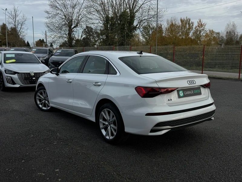 Photo de la voiture AUDI A3 BERLINE TFSI Mild Hybrid 116 S tronic 7 Design
