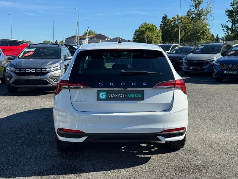 Photo de la voiture SKODA SCALA 1.0 TSI Evo 2 116 ch DSG7 Selection