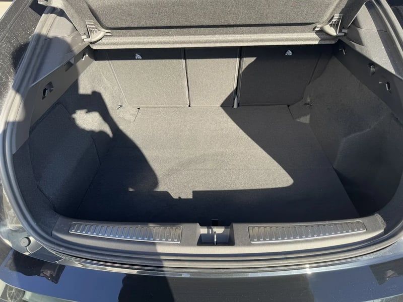 Photo de la voiture RENAULT RAFALE E-Tech full hybrid 200 esprit Alpine