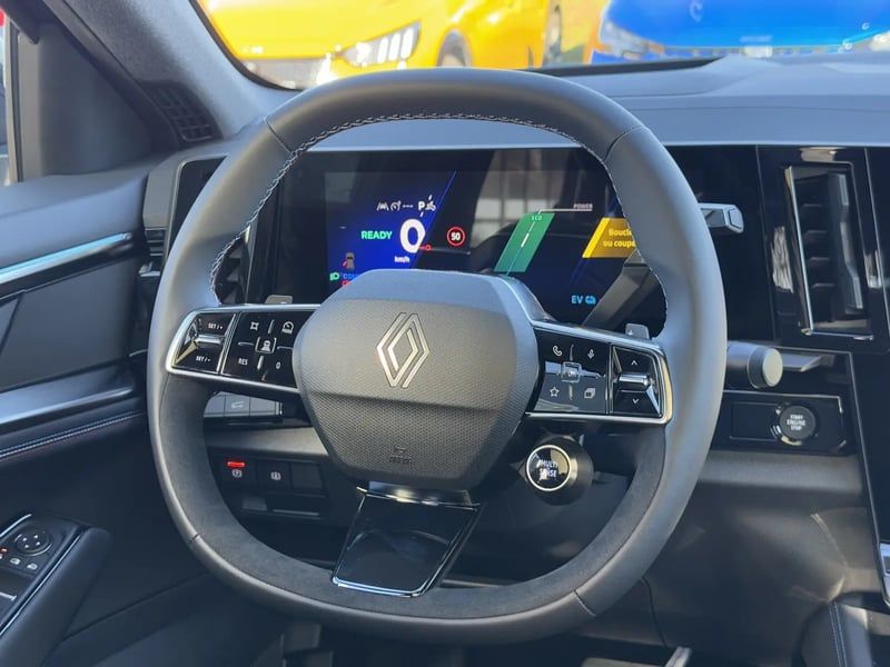 Photo de la voiture RENAULT RAFALE E-Tech full hybrid 200 esprit Alpine