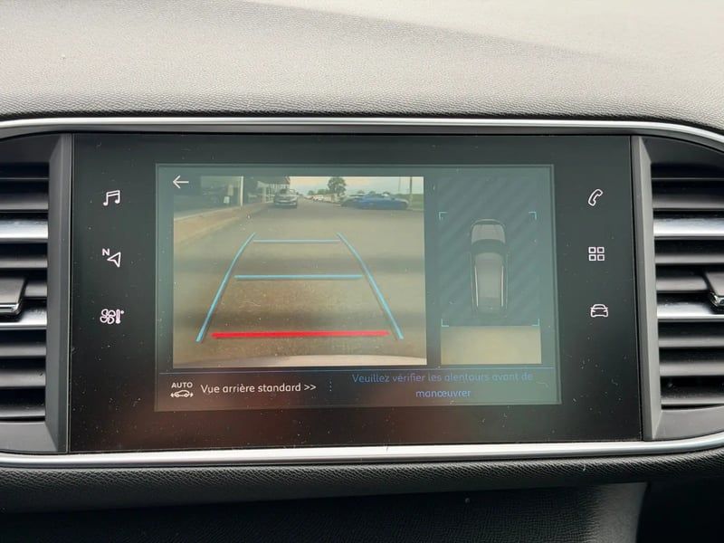 Photo de la voiture PEUGEOT 308 SW 1.2 PureTech 130ch S&S BVM6 GT Line