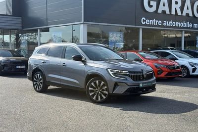 Photo de présentation de la voiture RENAULT ESPACE VI E-Tech hybrid 200 Techno