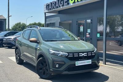 Photo de présentation de la voiture DACIA SANDERO ECO-G 100 GSR2 Stepway Extreme +