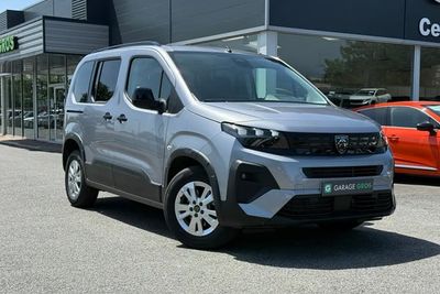 Photo de présentation de la voiture PEUGEOT RIFTER Standard BlueHDi 130 S&S EAT8 Allure