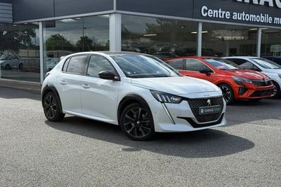 Photo de présentation de la voiture PEUGEOT 208 PureTech 130 S&S EAT8 GT Pack