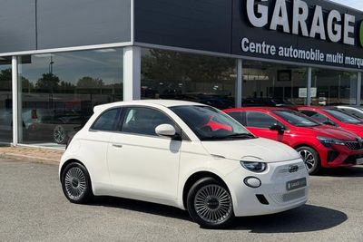 Photo de présentation de la voiture FIAT 500e BERLINE 500 e 118 ch Nouvelle 500